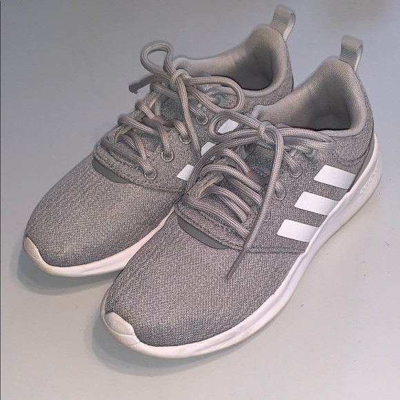 Adidas Cloudfoam Comfort Light Gray White Running Shoes Athletic Sneakers 6.5 - Picture 16 of 16